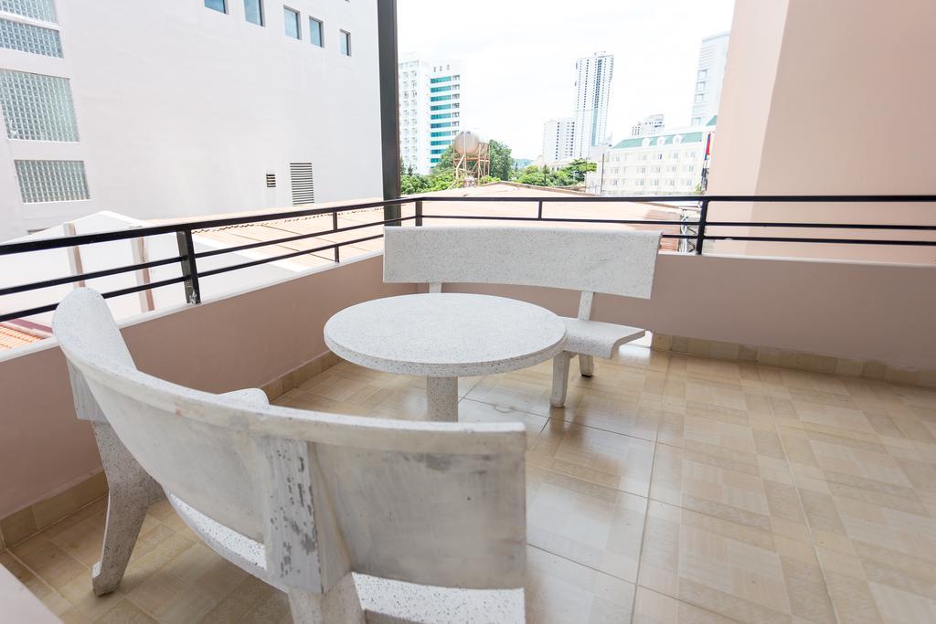Angella Hotel Nha Trang Exterior photo