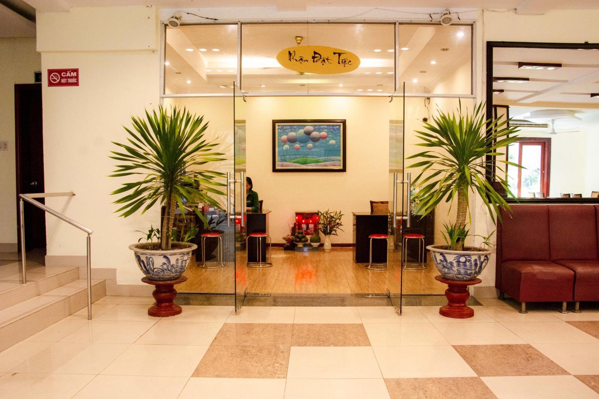 Angella Hotel Nha Trang Exterior photo