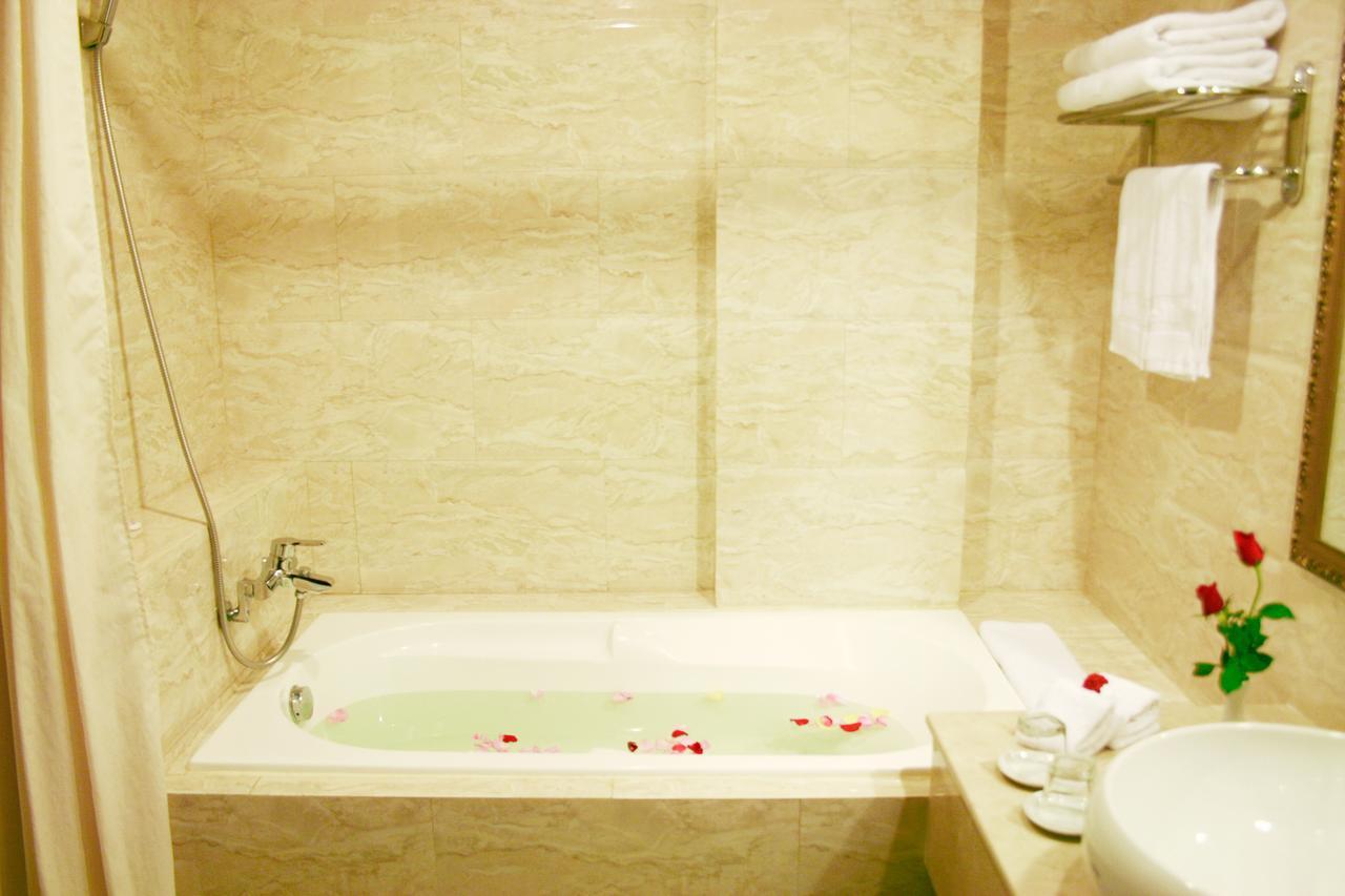 Angella Hotel Nha Trang Exterior photo